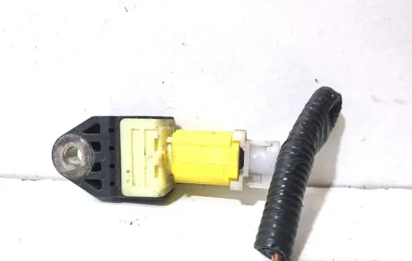 Subaru XV I Airbag deployment crash/impact sensor 98231SG000