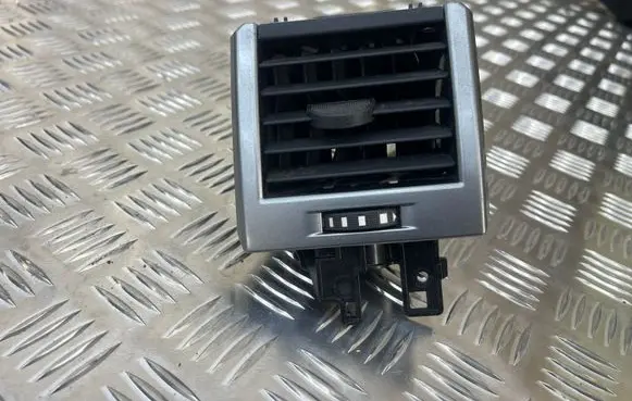 Land Rover Range Rover Sport L320 Dash center air vent grill JBD500160XXX