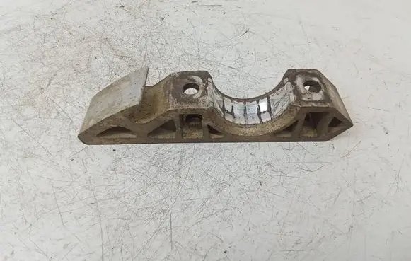 Volkswagen Touareg II Sway bar bush bracket, front 7L0411063B AW6082 001023377