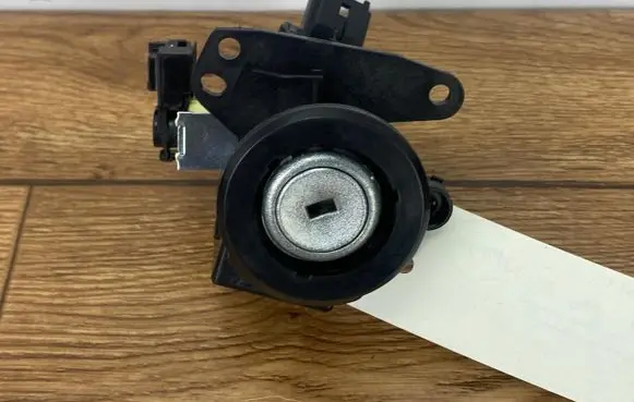 Ford F150 Ignition lock gb5t-15607-ab