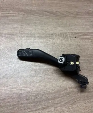 Volkswagen Golf V Indicator stalk 1K0953513G 01103512 10351201141103