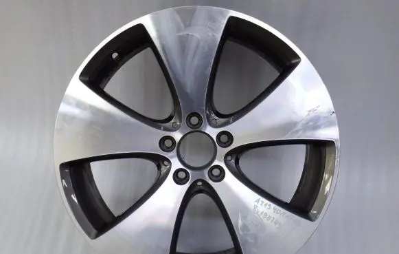Mercedes-Benz E W213 R19 alloy rim 