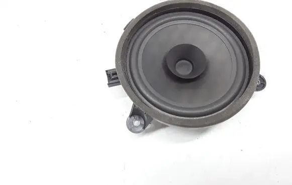 Volvo V50 Rear door speaker