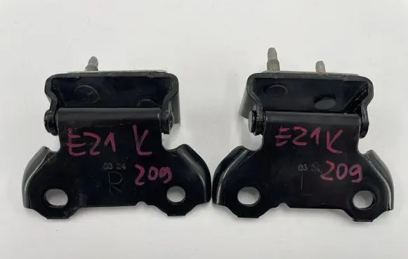 Toyota Corolla E210 E21 Tailgate/trunk/boot hinge 6882002130 6881002230