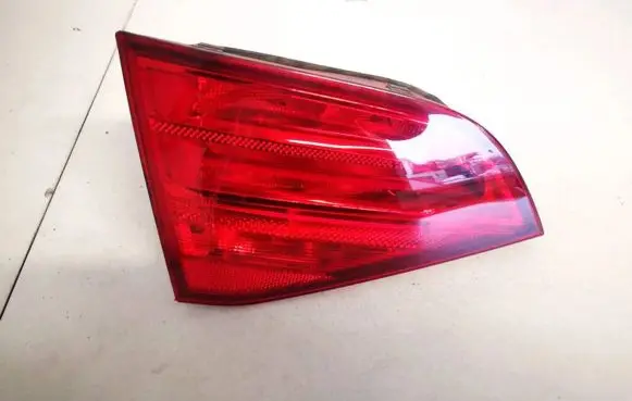Audi A4 S4 B8 8K Tailgate rear/tail lights 8k9945093