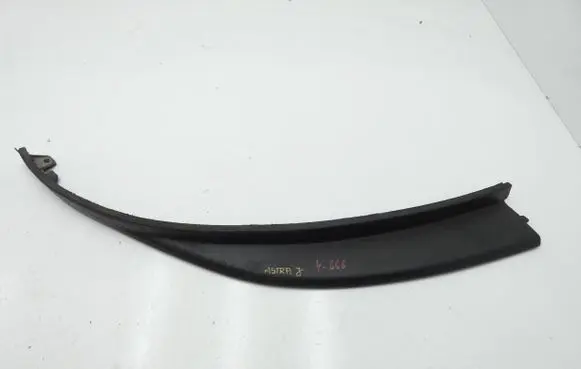 Opel Astra J Front bumper lip 13368683 E3704