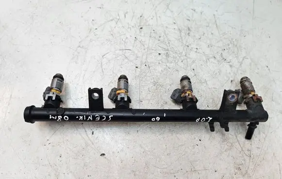 Renault Scenic II - Grand scenic II Fuel main line pipe 8200053030