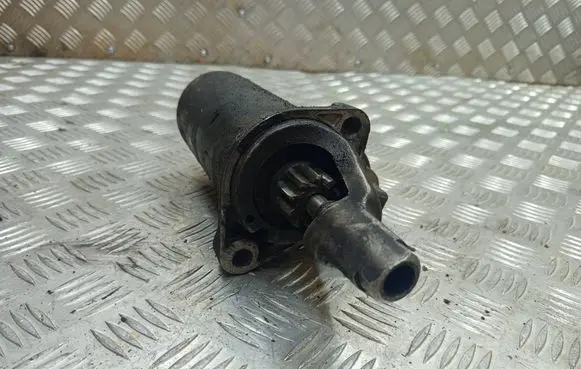 Audi A6 S6 C5 4B Starter motor