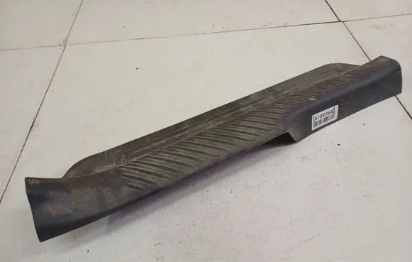 Rear sill trim cover