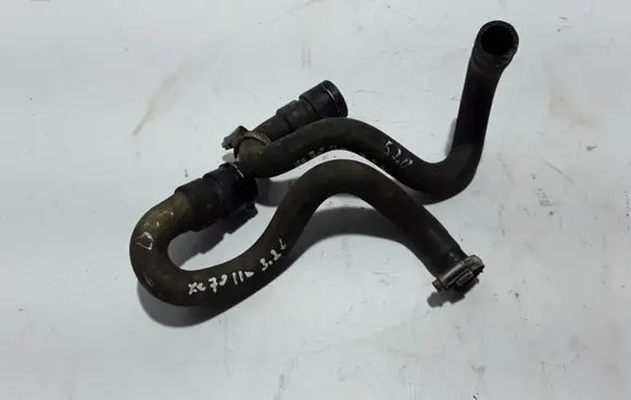 Volvo XC70 Engine coolant pipe/hose 31332520