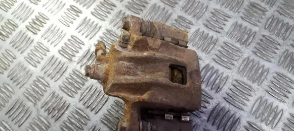 Hyundai Trajet Rear brake caliper