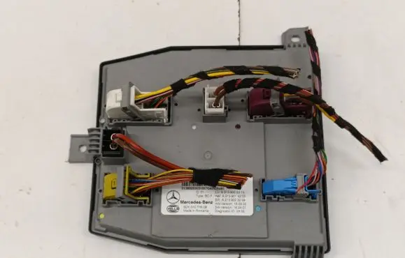Mercedes-Benz E W213 Central body control module A2139005315
