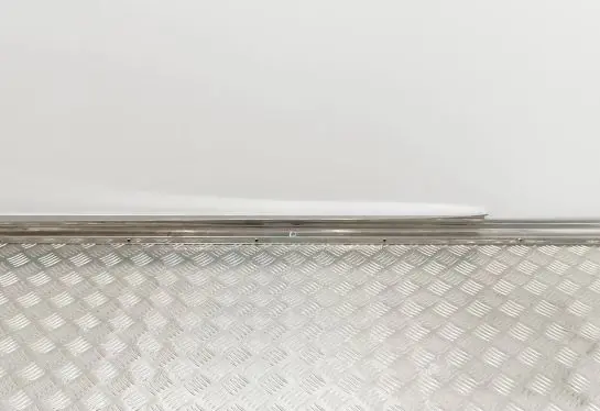 Mercedes-Benz SLC C107 Front sill trim cover
