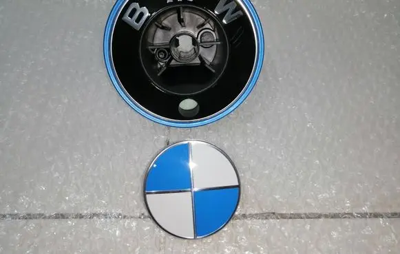 BMW iX Manufacturers badge/model letters 9883377 103334 9492156