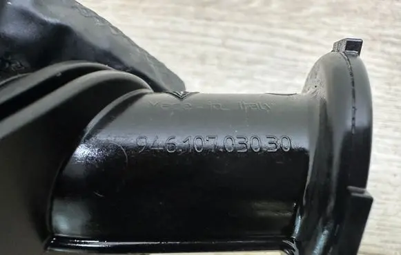 Porsche Macan (95B) Oil sump strainer pipe 94610703030