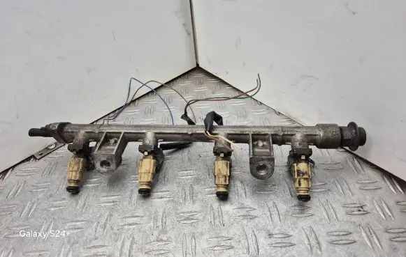 Fuel injectors set