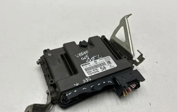 Toyota Verso Engine control unit/module 0281032112 896610F501 1039S83732
