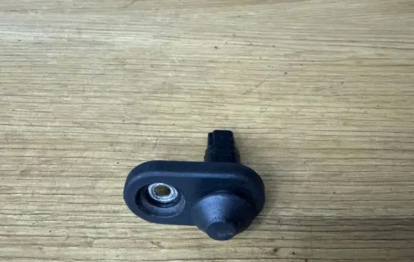 Toyota Auris 150 Front door sensor L73
