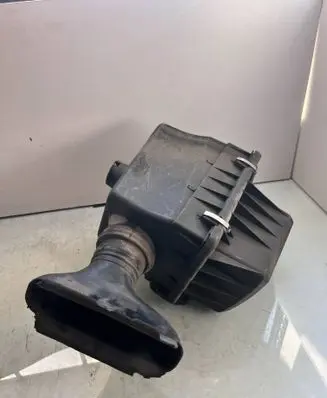 BMW Z3 E36 Air filter box 1727684
