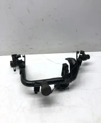 Volkswagen PASSAT B5.5 Engine coolant pipe/hose 038121055