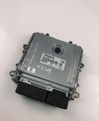 Volvo XC70 Engine control unit/module ECU 31272462AA