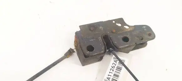 Volkswagen Jetta V Engine bonnet/hood lock/catch