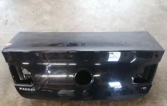 Volkswagen PASSAT B6 Tailgate/trunk/boot lid