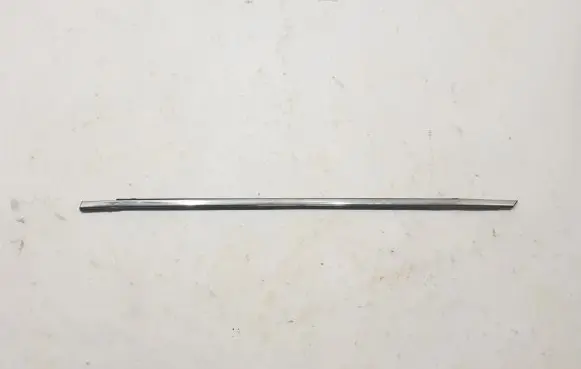 Renault Talisman Front door glass trim molding 808213951R