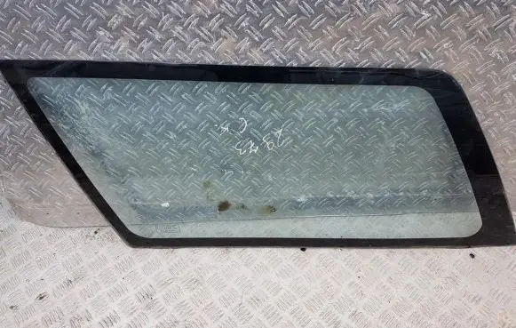 Subaru Legacy Rear side window