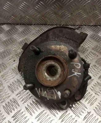 Mitsubishi Colt Front wheel hub
