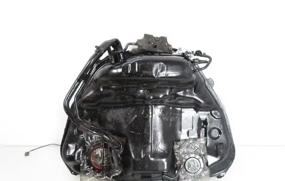 Subaru Impreza III Fuel tank 