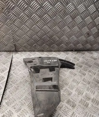 Volvo XC70 Front bumper mounting bracket 09484270