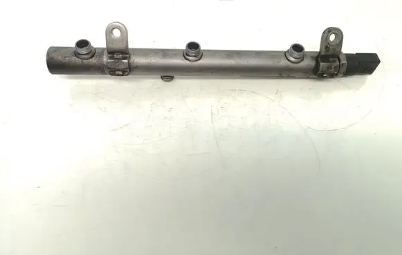 Mercedes-Benz E W211 Fuel main line pipe A6420700695 A0041536728