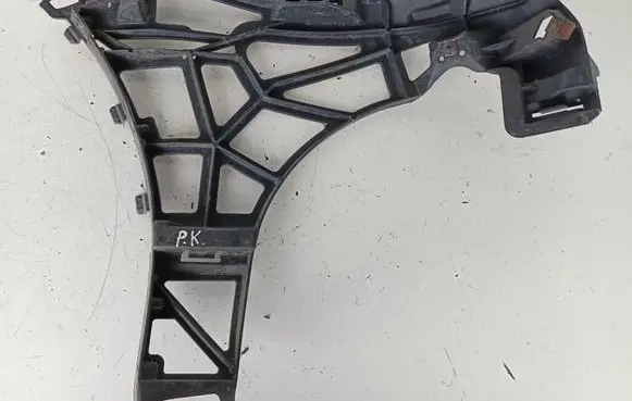Volkswagen Golf Cross Front bumper mounting bracket 5M0807177A