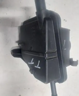Audi TT Mk1 Power steering fluid tank/reservoir 1J0422371