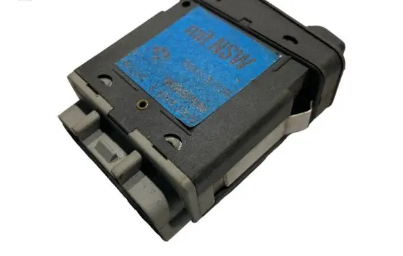 BMW 5 E34 Light switch 1384005 61311384005 38813705