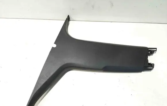 (B) pillar trim (top)