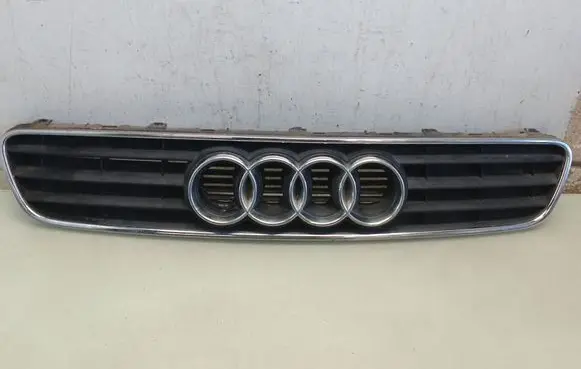 Audi A3 S3 8L Front grill 8L0807683