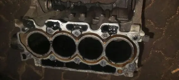 Peugeot Partner Engine block 9655911480