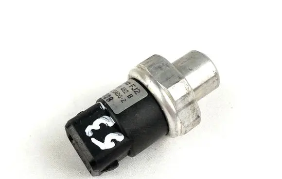 Air conditioning (A/C) pressure sensor