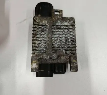 Coolant fan relay