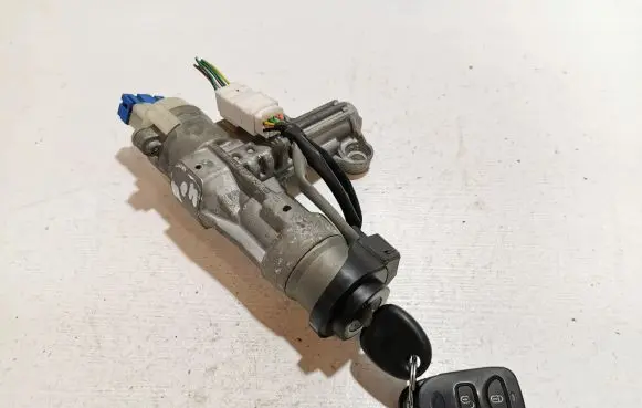 Hyundai Santa Fe Ignition lock CMEAZ91D5