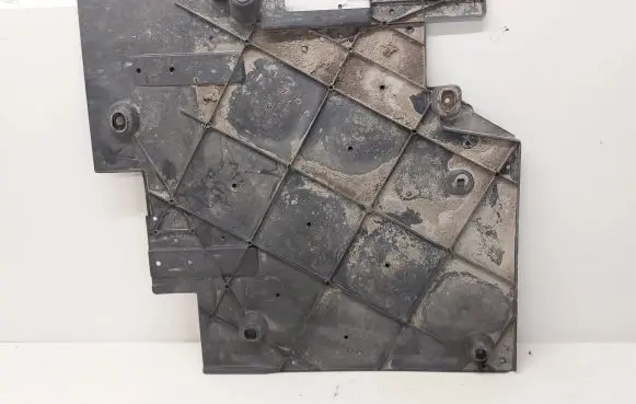 Citroen C4 II Picasso Engine splash shield/under tray 9810613780
