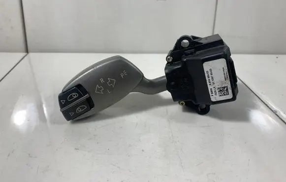 BMW 7 E65 E66 Indicator stalk 695998403