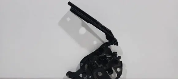 Audi Q7 4M Engine bonnet/hood hinges 4M0823302B