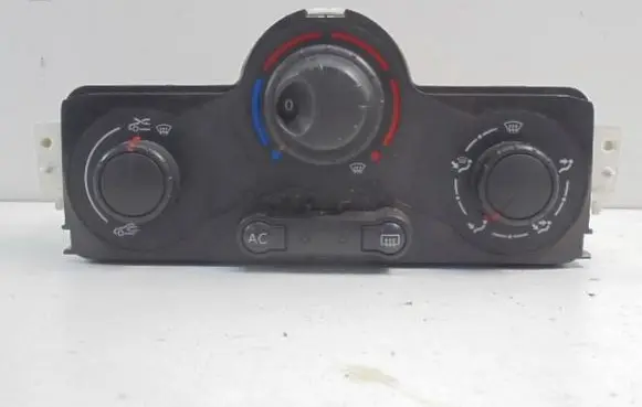 Renault Megane II Air conditioning/heating control unit M031066R