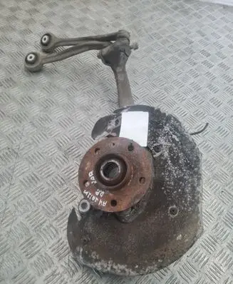 Audi A4 S4 B8 8K Front wheel hub