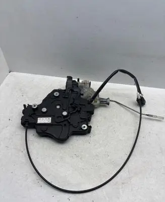 Volkswagen Caddy Sliding door lock 2K0843654BB