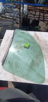 Renault Kangoo I Front door window glass four-door 1212123