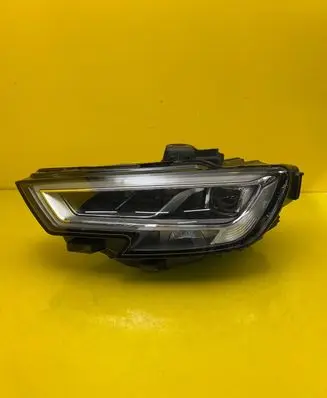 Audi A3 S3 8V Headlight/headlamp 8V0941033C